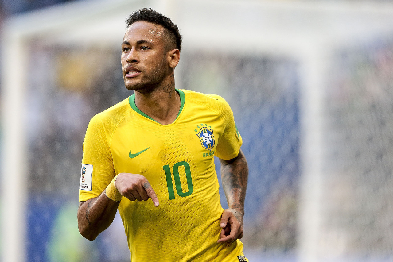 2亿欧的身 2亿欧的身